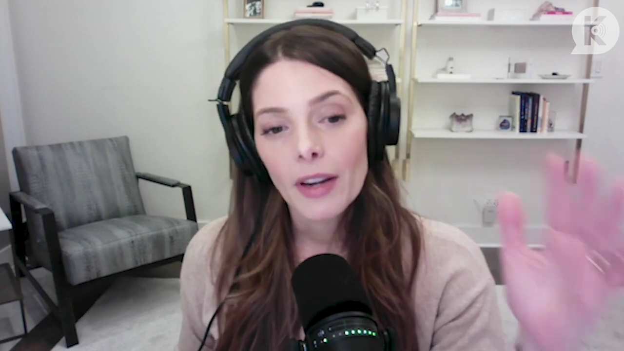 Ashley-Greene-dot-nl_TheTwilightEffect-Finale2MidnightSunandStorytellers0431.jpg Ashley-Greene-dot-nl_TheTwilightEffect-Finale2MidnightSunandStorytellers0431.jpg