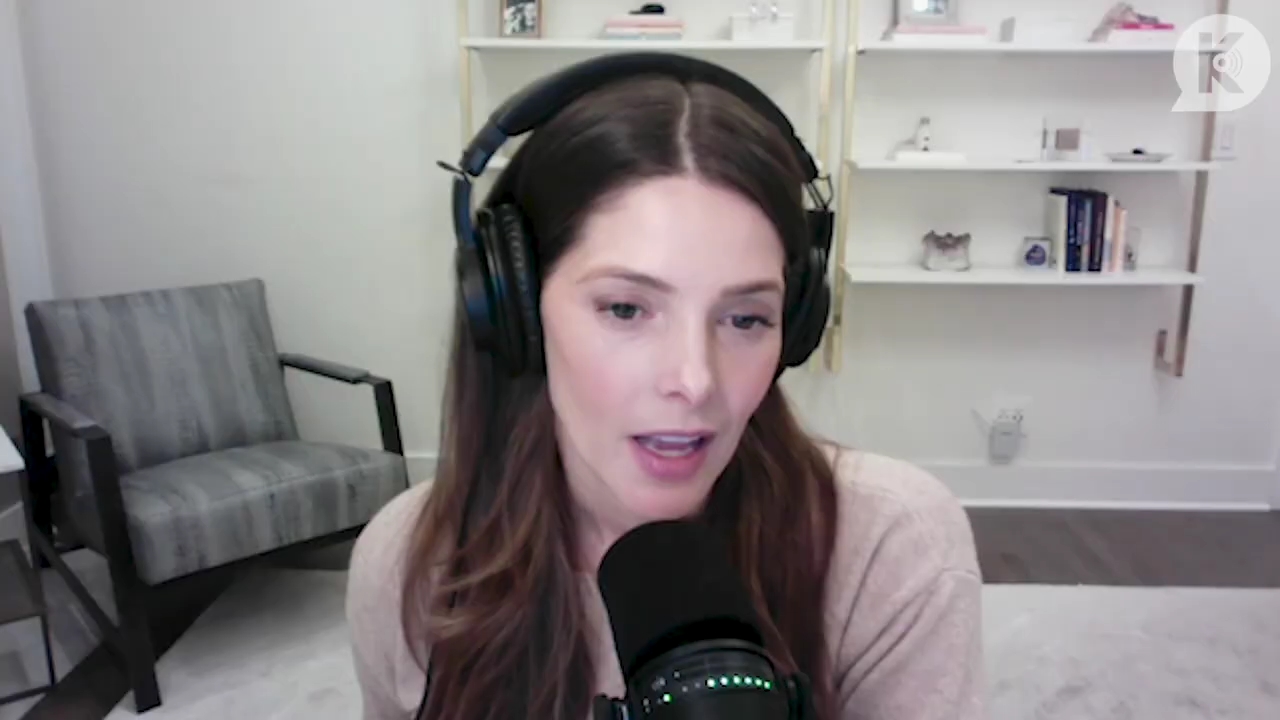 Ashley-Greene-dot-nl_TheTwilightEffect-Finale2MidnightSunandStorytellers0541.jpg Ashley-Greene-dot-nl_TheTwilightEffect-Finale2MidnightSunandStorytellers0541.jpg