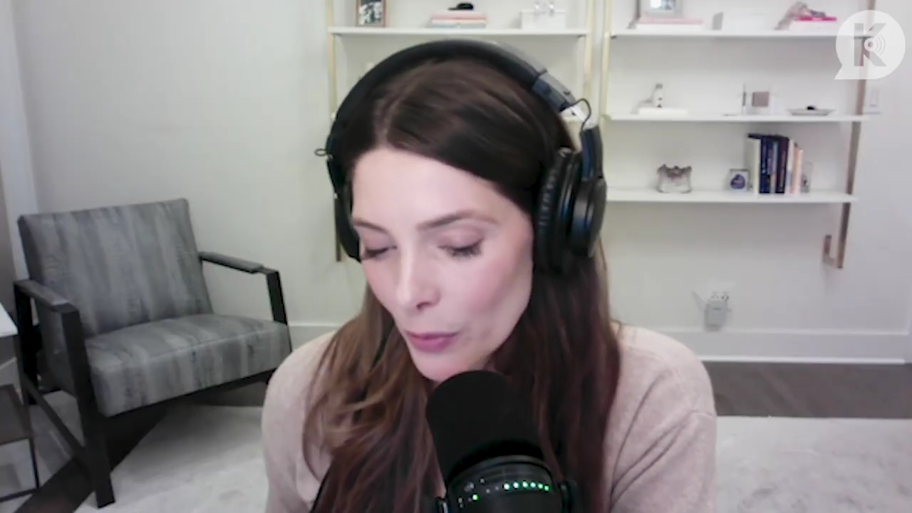 Ashley-Greene-dot-nl_TheTwilightEffect-Finale2MidnightSunandStorytellers0542.jpg Ashley-Greene-dot-nl_TheTwilightEffect-Finale2MidnightSunandStorytellers0542.jpg