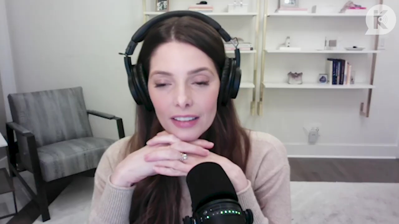 Ashley-Greene-dot-nl_TheTwilightEffect-Finale2MidnightSunandStorytellers0679.jpg Ashley-Greene-dot-nl_TheTwilightEffect-Finale2MidnightSunandStorytellers0679.jpg