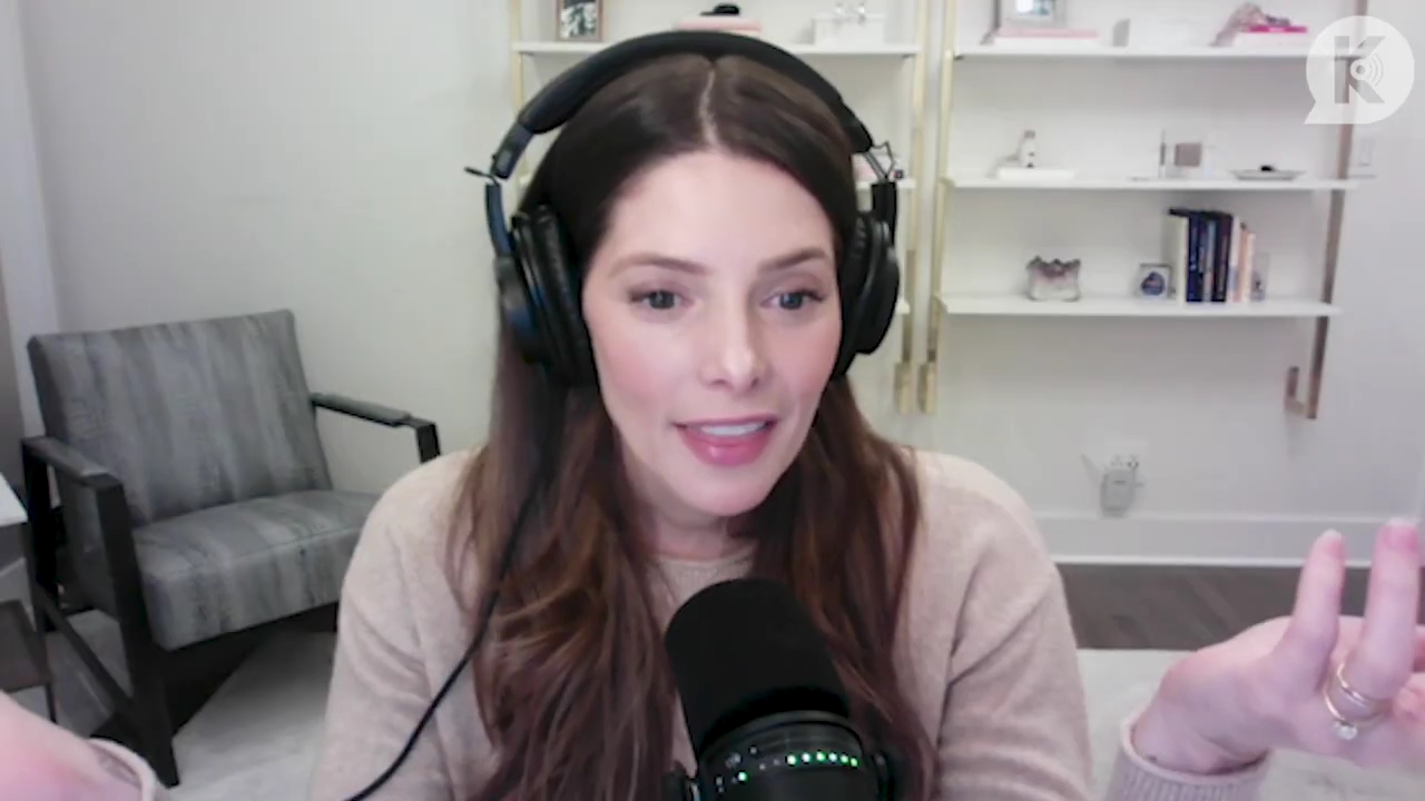 Ashley-Greene-dot-nl_TheTwilightEffect-Finale2MidnightSunandStorytellers0731.jpg Ashley-Greene-dot-nl_TheTwilightEffect-Finale2MidnightSunandStorytellers0731.jpg