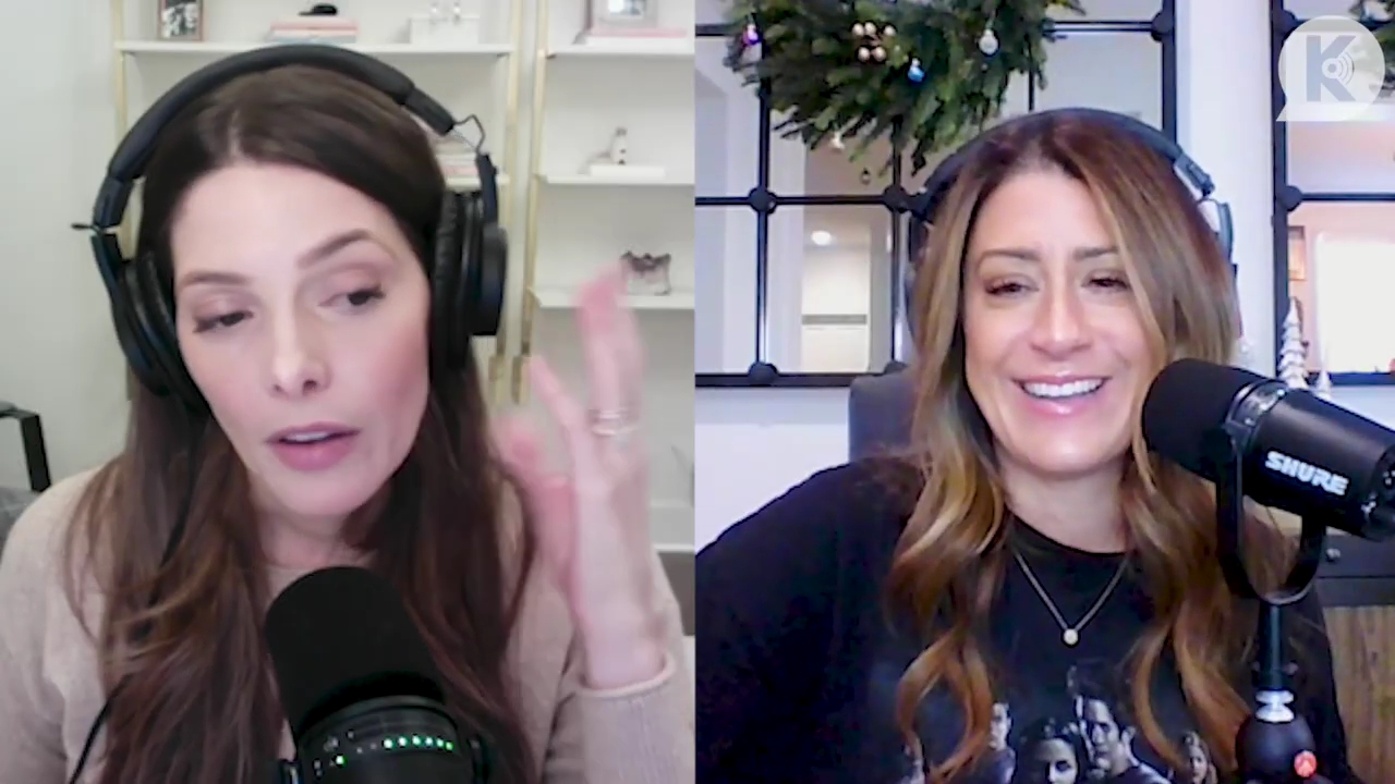 Ashley-Greene-dot-nl_TheTwilightEffect-Finale2MidnightSunandStorytellers0780.jpg Ashley-Greene-dot-nl_TheTwilightEffect-Finale2MidnightSunandStorytellers0780.jpg