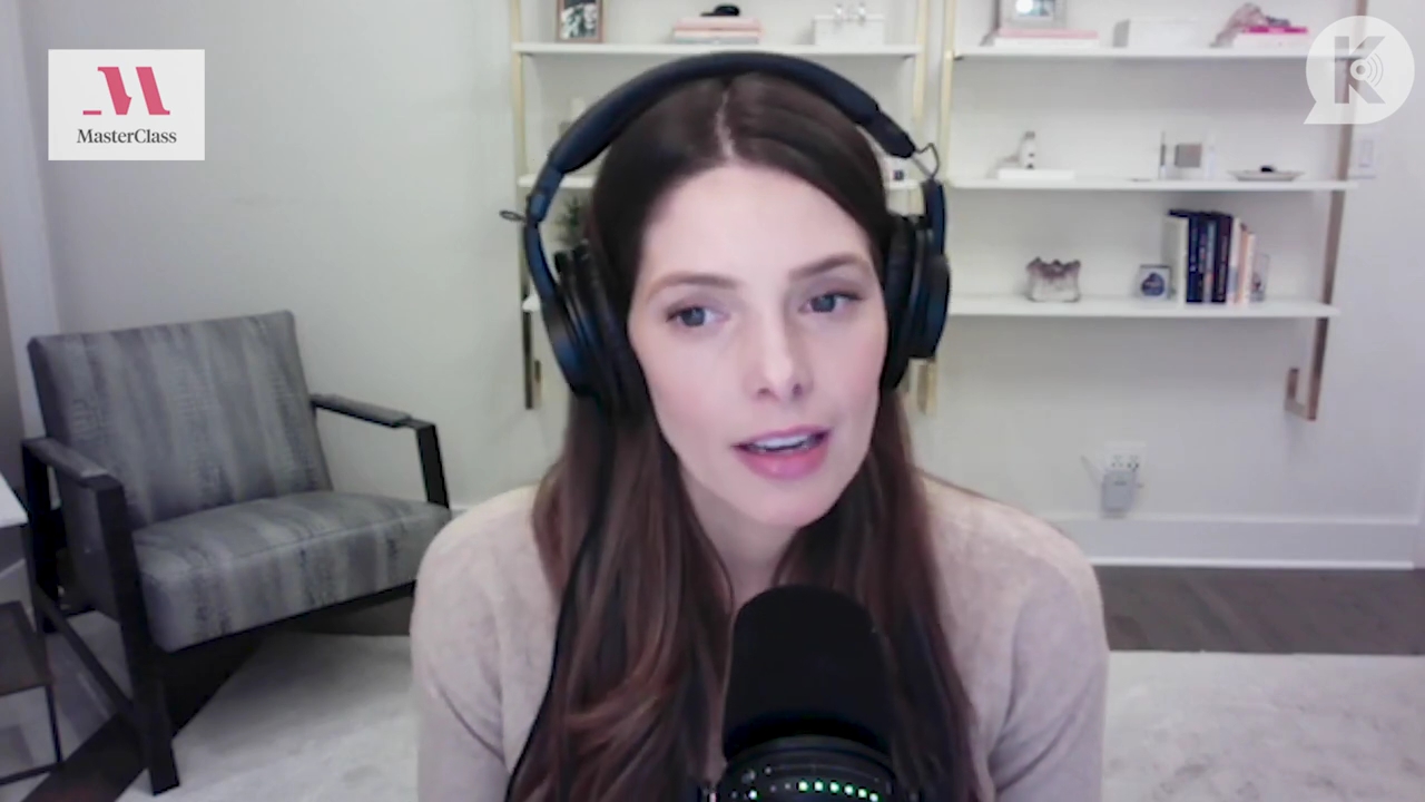 Ashley-Greene-dot-nl_TheTwilightEffect-Finale2MidnightSunandStorytellers0922.jpg Ashley-Greene-dot-nl_TheTwilightEffect-Finale2MidnightSunandStorytellers0922.jpg