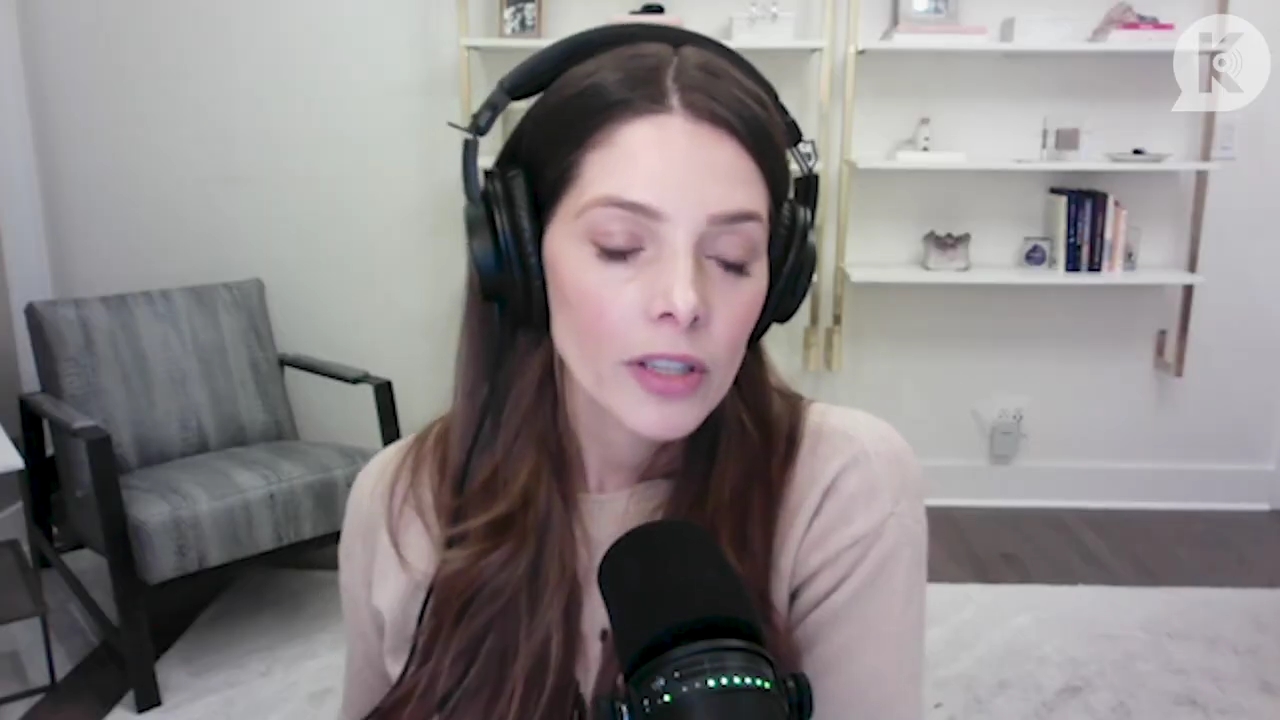 Ashley-Greene-dot-nl_TheTwilightEffect-Finale2MidnightSunandStorytellers0996.jpg Ashley-Greene-dot-nl_TheTwilightEffect-Finale2MidnightSunandStorytellers0996.jpg