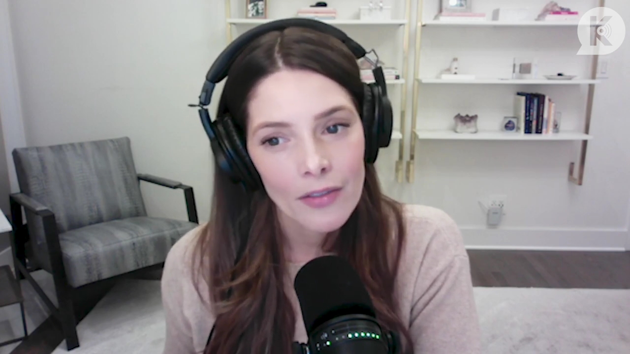 Ashley-Greene-dot-nl_TheTwilightEffect-Finale2MidnightSunandStorytellers1023.jpg Ashley-Greene-dot-nl_TheTwilightEffect-Finale2MidnightSunandStorytellers1023.jpg