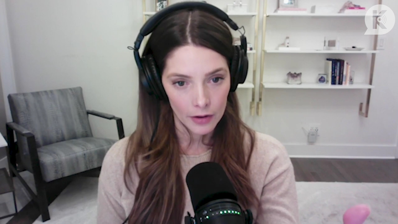 Ashley-Greene-dot-nl_TheTwilightEffect-Finale2MidnightSunandStorytellers1268.jpg Ashley-Greene-dot-nl_TheTwilightEffect-Finale2MidnightSunandStorytellers1268.jpg