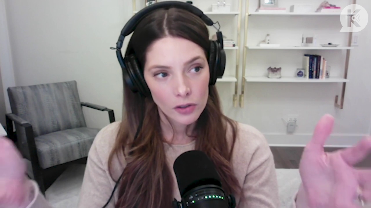 Ashley-Greene-dot-nl_TheTwilightEffect-Finale2MidnightSunandStorytellers1274.jpg Ashley-Greene-dot-nl_TheTwilightEffect-Finale2MidnightSunandStorytellers1274.jpg