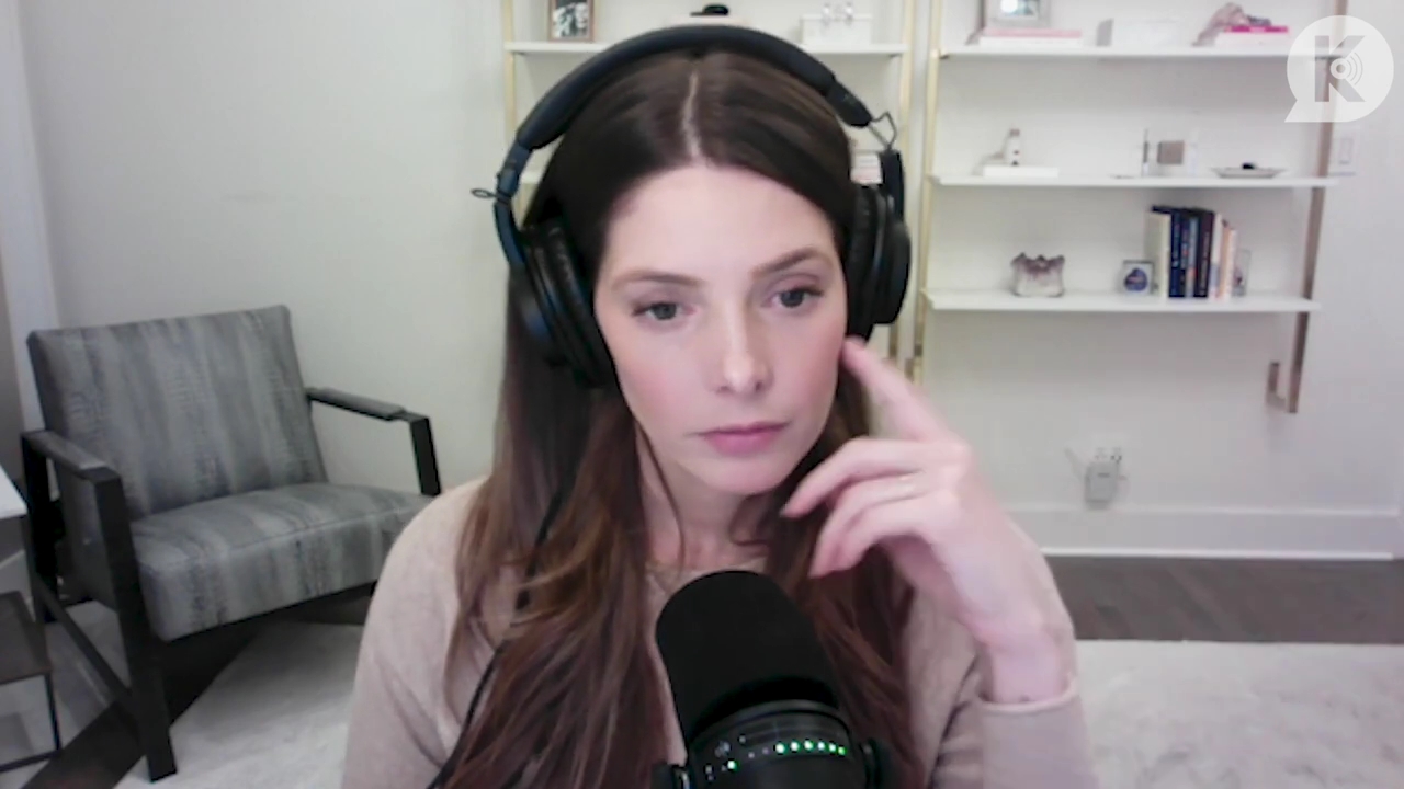 Ashley-Greene-dot-nl_TheTwilightEffect-Finale2MidnightSunandStorytellers1430.jpg Ashley-Greene-dot-nl_TheTwilightEffect-Finale2MidnightSunandStorytellers1430.jpg