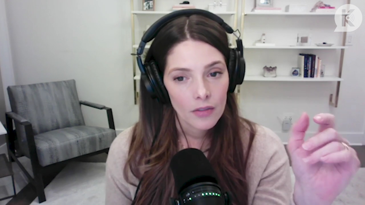 Ashley-Greene-dot-nl_TheTwilightEffect-Finale2MidnightSunandStorytellers2122.jpg Ashley-Greene-dot-nl_TheTwilightEffect-Finale2MidnightSunandStorytellers2122.jpg