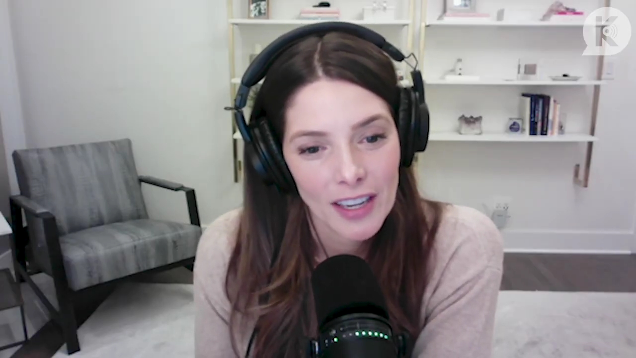 Ashley-Greene-dot-nl_TheTwilightEffect-Finale2MidnightSunandStorytellers2173.jpg Ashley-Greene-dot-nl_TheTwilightEffect-Finale2MidnightSunandStorytellers2173.jpg