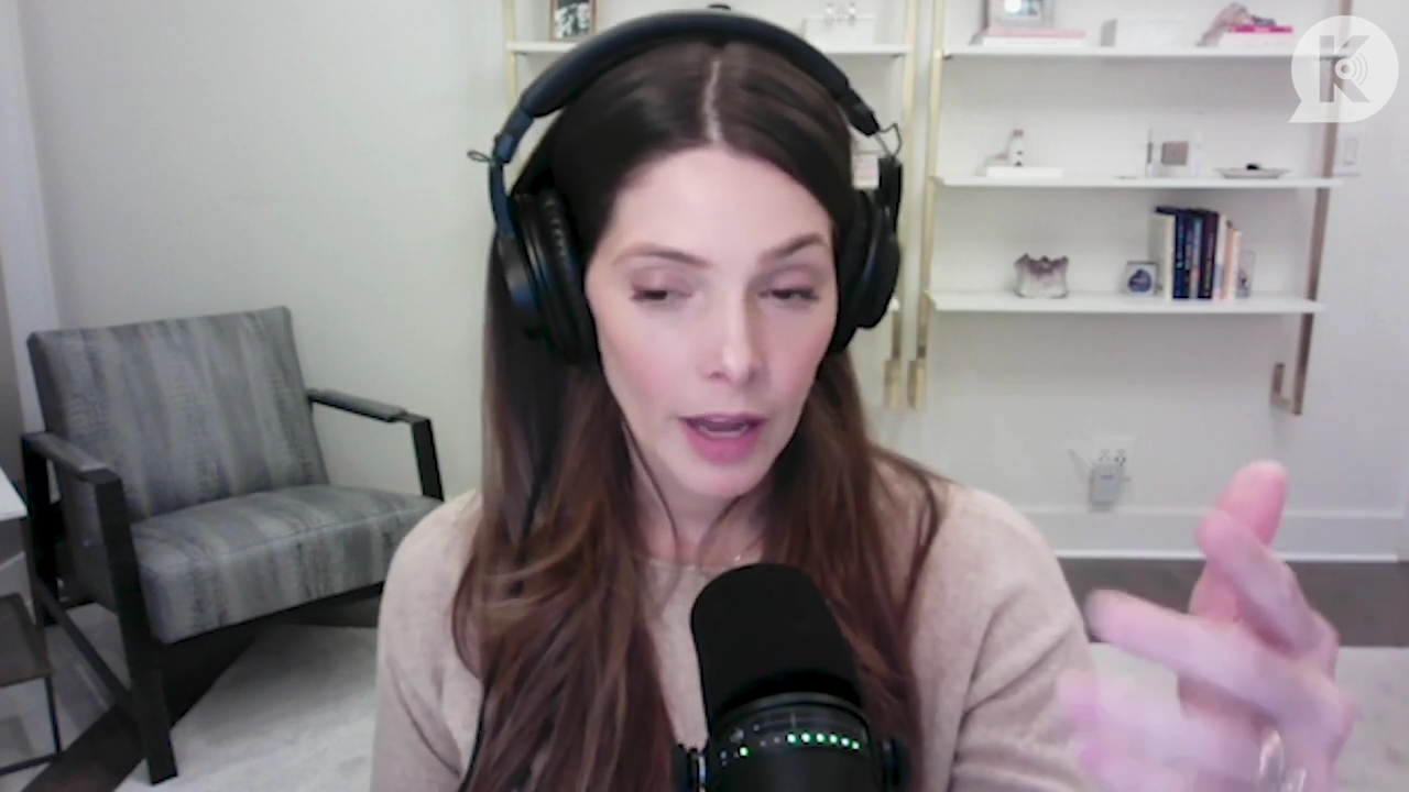 Ashley-Greene-dot-nl_TheTwilightEffect-Finale2MidnightSunandStorytellers2273.jpg Ashley-Greene-dot-nl_TheTwilightEffect-Finale2MidnightSunandStorytellers2273.jpg