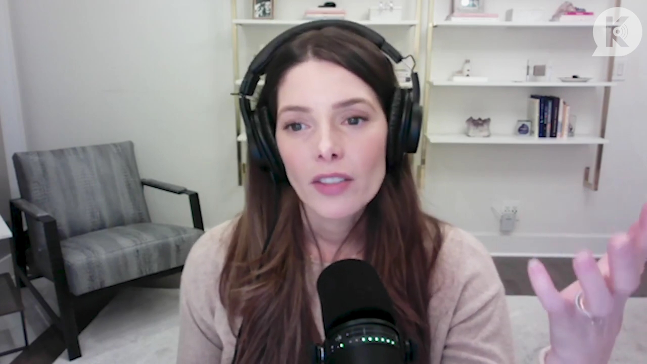 Ashley-Greene-dot-nl_TheTwilightEffect-Finale2MidnightSunandStorytellers2279.jpg Ashley-Greene-dot-nl_TheTwilightEffect-Finale2MidnightSunandStorytellers2279.jpg