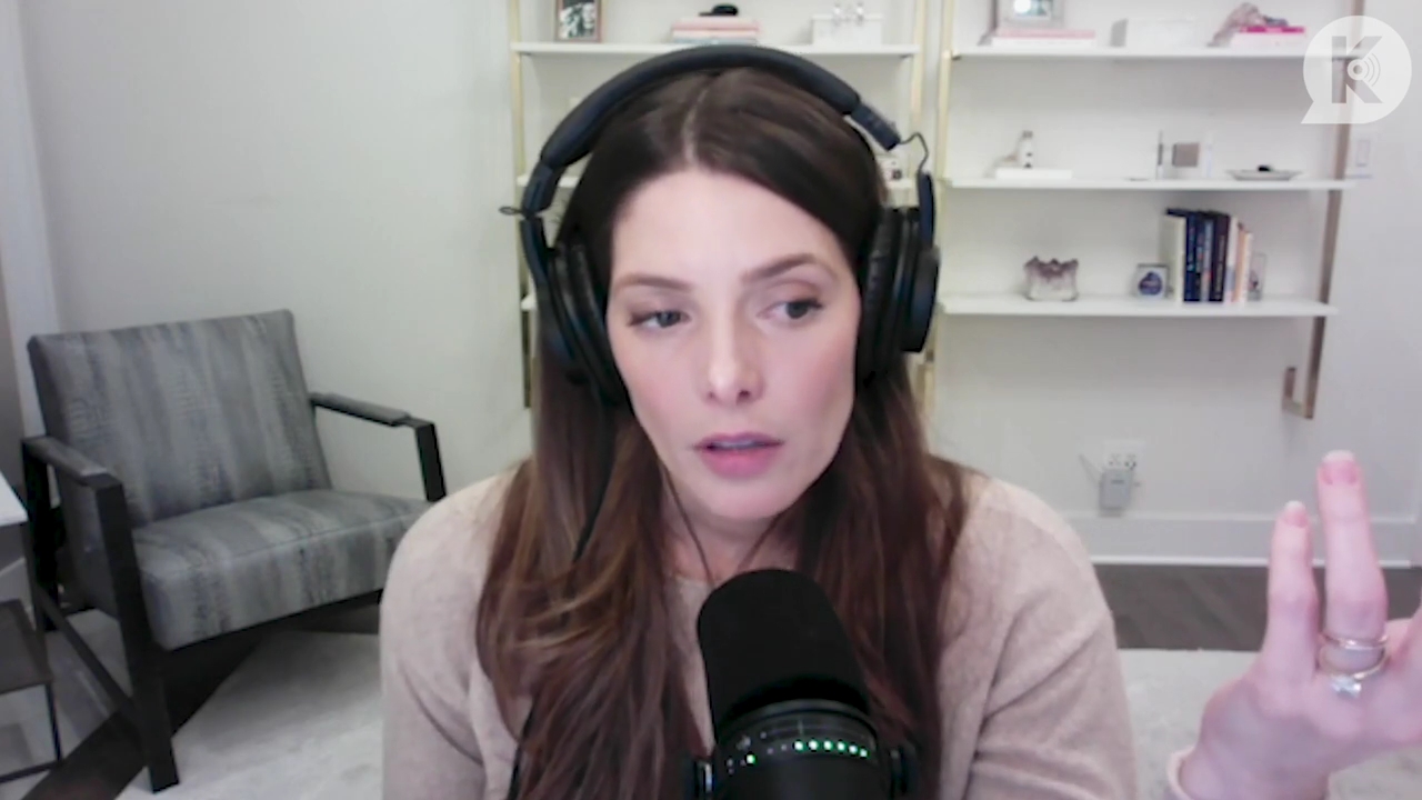 Ashley-Greene-dot-nl_TheTwilightEffect-Finale2MidnightSunandStorytellers2282.jpg Ashley-Greene-dot-nl_TheTwilightEffect-Finale2MidnightSunandStorytellers2282.jpg