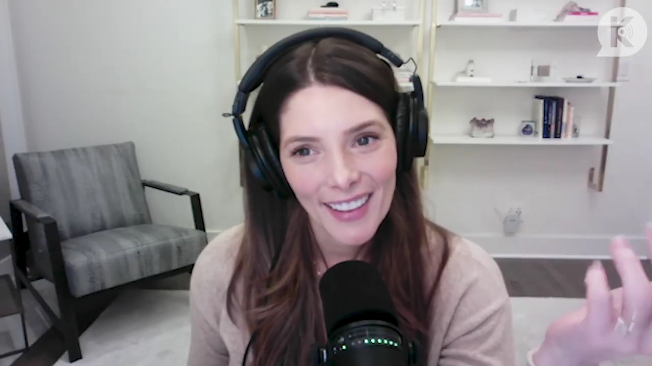 Ashley-Greene-dot-nl_TheTwilightEffect-Finale2MidnightSunandStorytellers2357.jpg