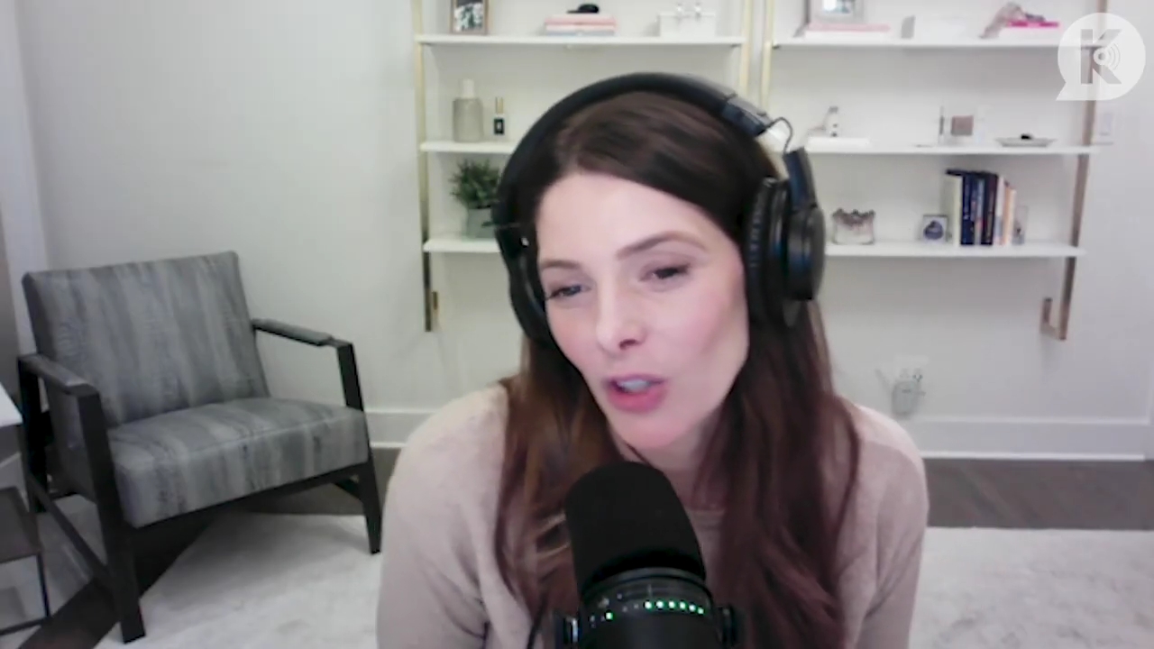 Ashley-Greene-dot-nl_TheTwilightEffect-Finale2MidnightSunandStorytellers2379.jpg