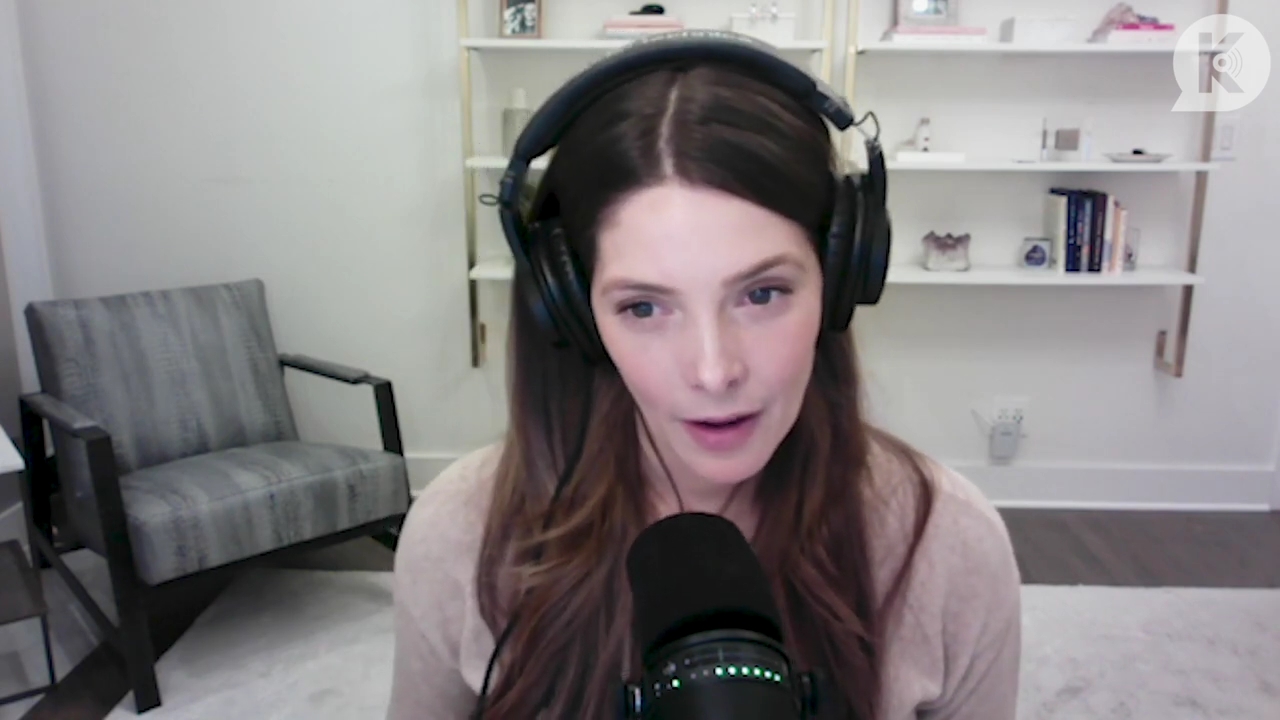 Ashley-Greene-dot-nl_TheTwilightEffect-Finale2MidnightSunandStorytellers2410.jpg Ashley-Greene-dot-nl_TheTwilightEffect-Finale2MidnightSunandStorytellers2410.jpg