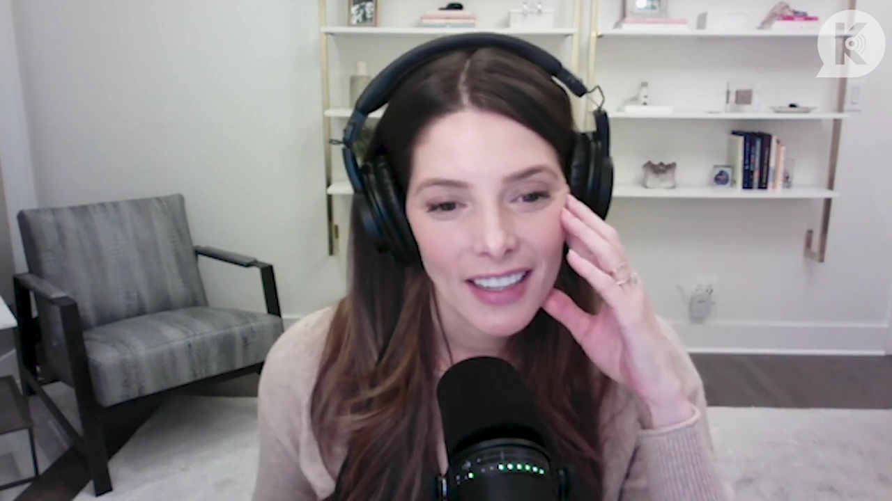 Ashley-Greene-dot-nl_TheTwilightEffect-Finale2MidnightSunandStorytellers2425.jpg Ashley-Greene-dot-nl_TheTwilightEffect-Finale2MidnightSunandStorytellers2425.jpg