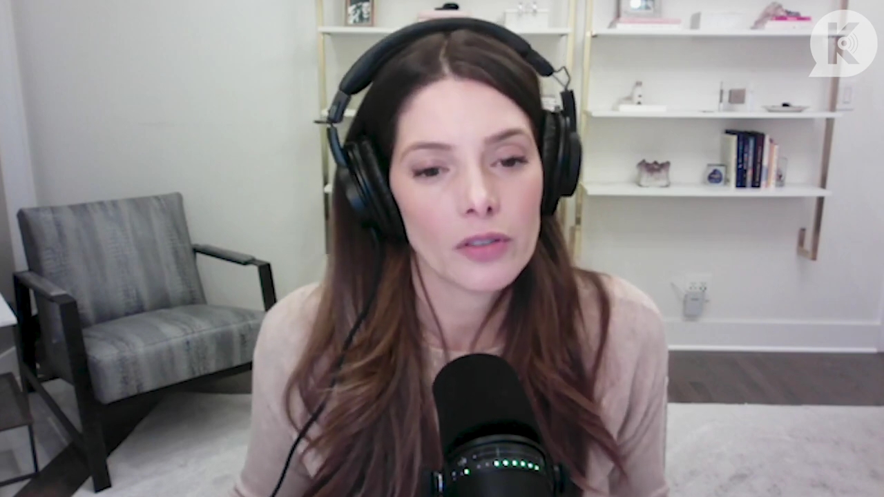 Ashley-Greene-dot-nl_TheTwilightEffect-Finale2MidnightSunandStorytellers2451.jpg Ashley-Greene-dot-nl_TheTwilightEffect-Finale2MidnightSunandStorytellers2451.jpg