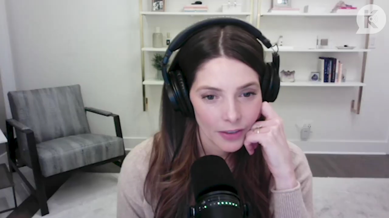 Ashley-Greene-dot-nl_TheTwilightEffect-Finale2MidnightSunandStorytellers2581.jpg