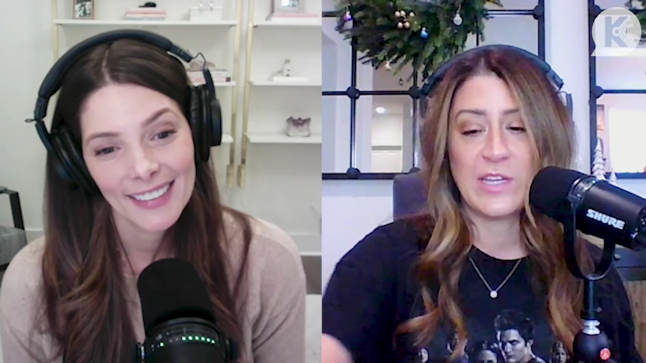 Ashley-Greene-dot-nl_TheTwilightEffect-Finale2MidnightSunandStorytellers2608.jpg Ashley-Greene-dot-nl_TheTwilightEffect-Finale2MidnightSunandStorytellers2608.jpg