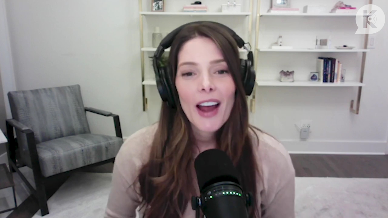 Ashley-Greene-dot-nl_TheTwilightEffect-Finale2MidnightSunandStorytellers2627.jpg Ashley-Greene-dot-nl_TheTwilightEffect-Finale2MidnightSunandStorytellers2627.jpg