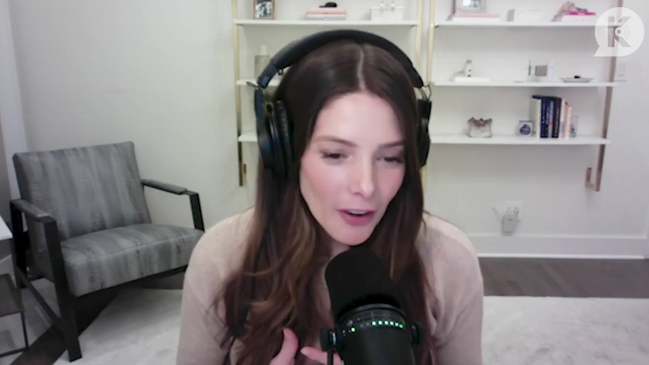 Ashley-Greene-dot-nl_TheTwilightEffect-Finale2MidnightSunandStorytellers2649.jpg Ashley-Greene-dot-nl_TheTwilightEffect-Finale2MidnightSunandStorytellers2649.jpg