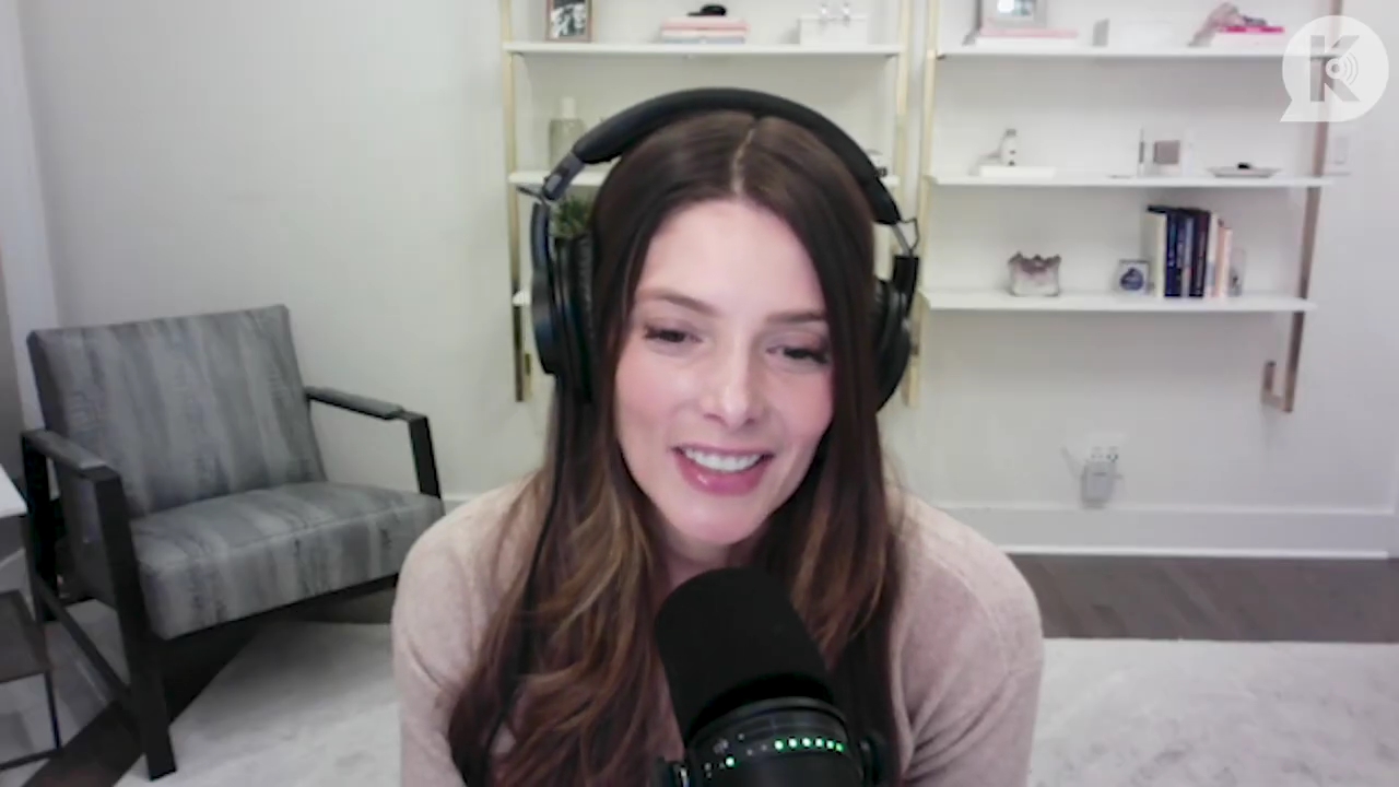 Ashley-Greene-dot-nl_TheTwilightEffect-Finale2MidnightSunandStorytellers3496.jpg