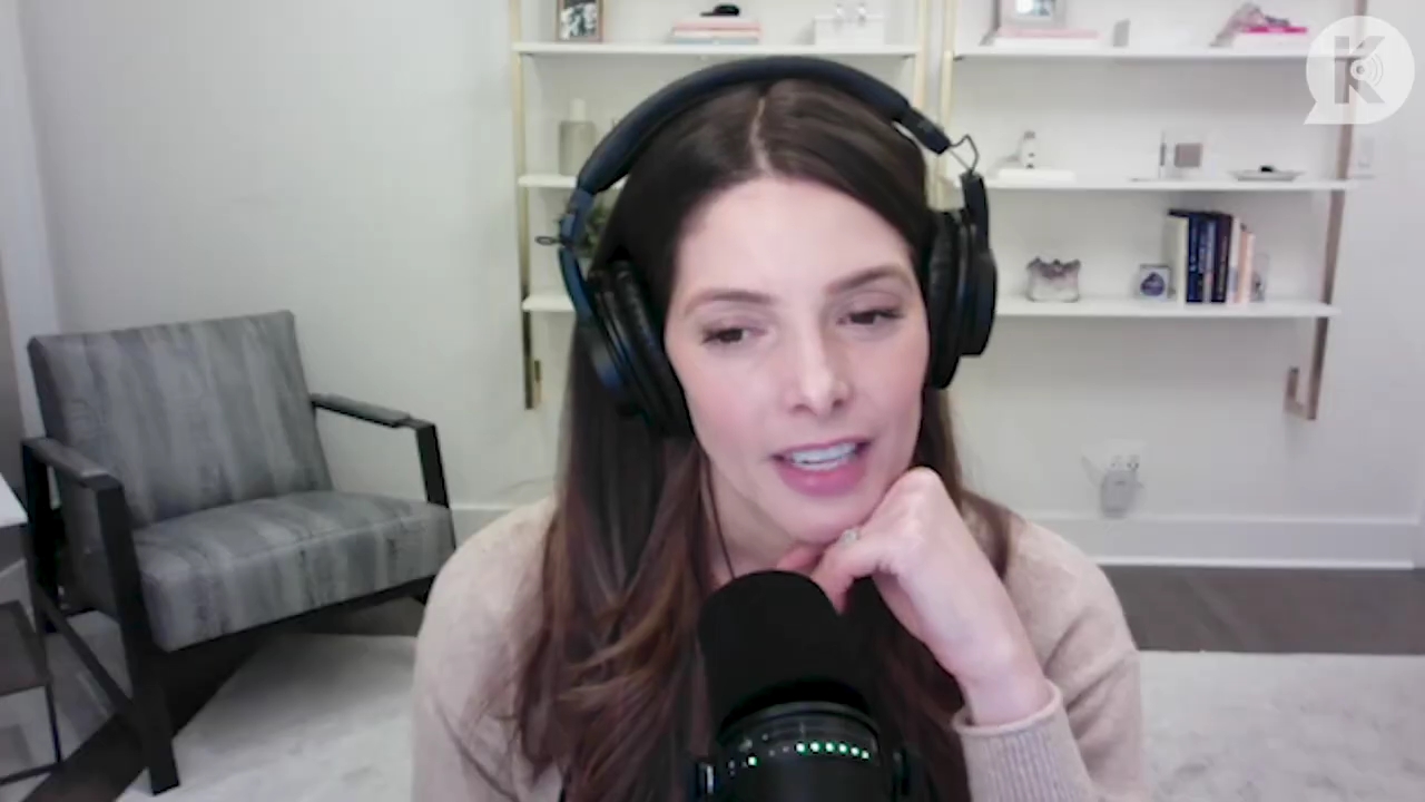 Ashley-Greene-dot-nl_TheTwilightEffect-Finale2MidnightSunandStorytellers3579.jpg