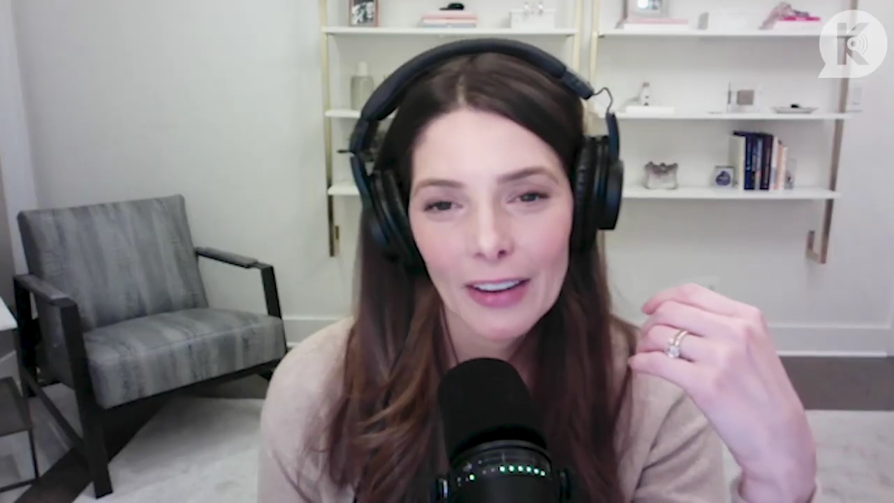Ashley-Greene-dot-nl_TheTwilightEffect-Finale2MidnightSunandStorytellers3601.jpg