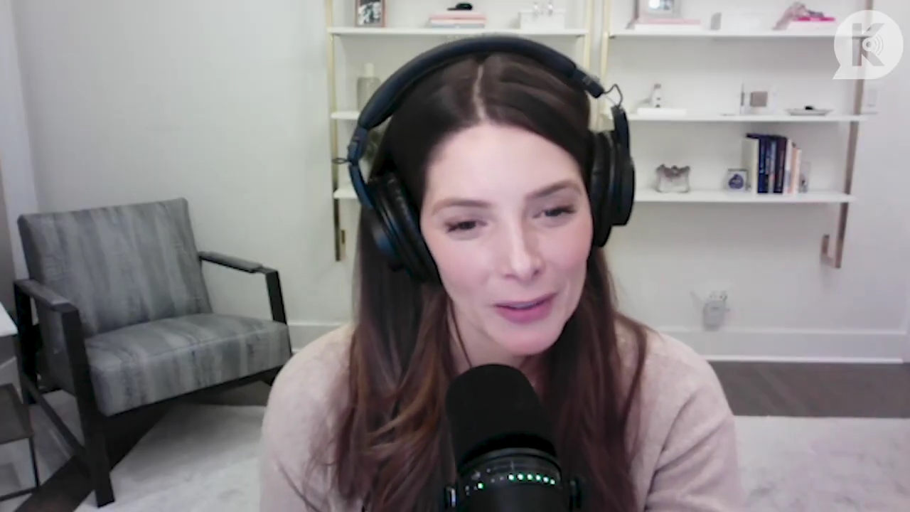 Ashley-Greene-dot-nl_TheTwilightEffect-Finale2MidnightSunandStorytellers3603.jpg
