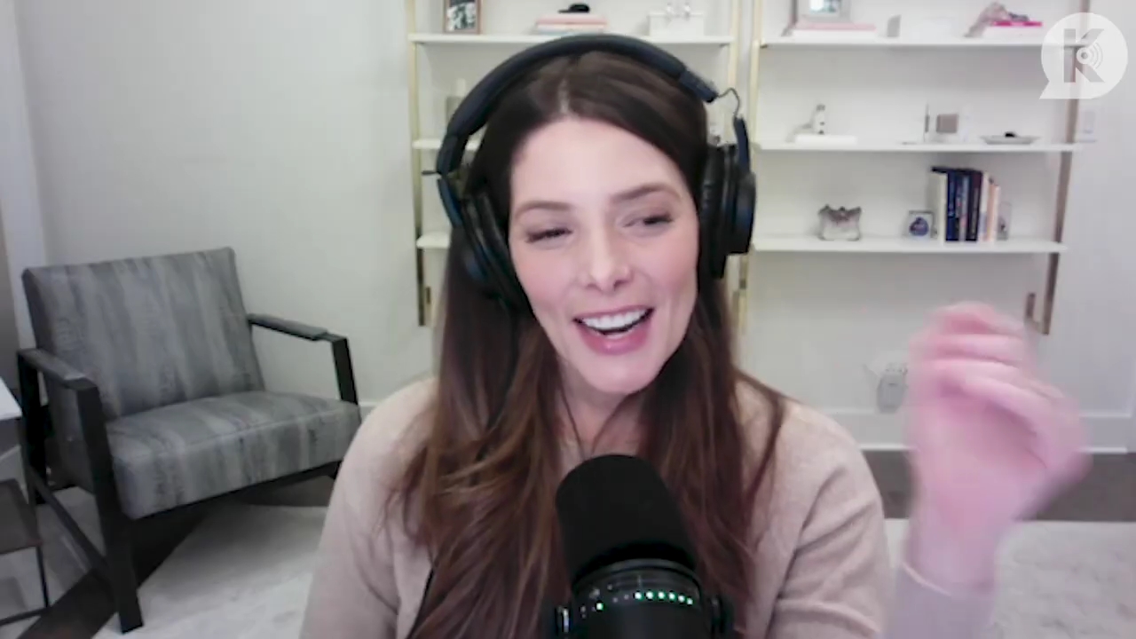 Ashley-Greene-dot-nl_TheTwilightEffect-Finale2MidnightSunandStorytellers3623.jpg