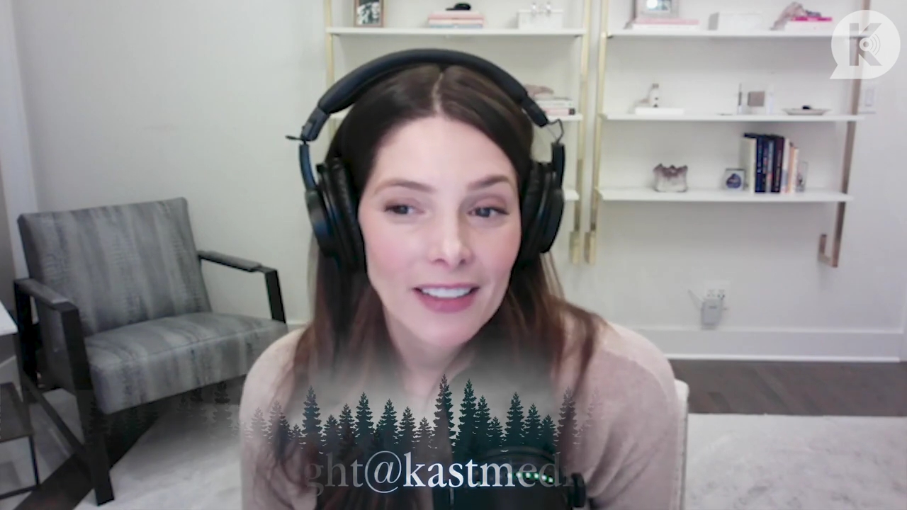 Ashley-Greene-dot-nl_TheTwilightEffect-Finale2MidnightSunandStorytellers3656.jpg