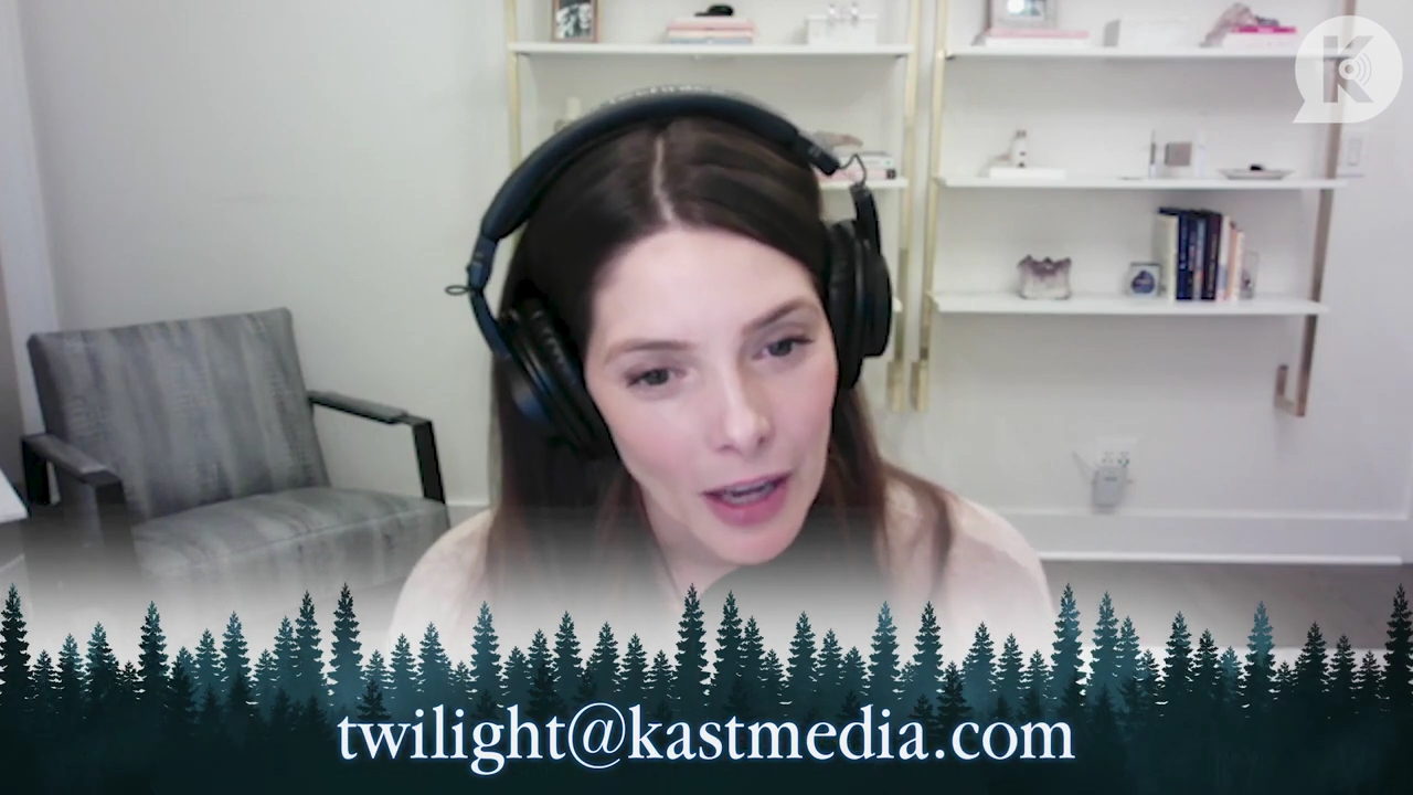 Ashley-Greene-dot-nl_TheTwilightEffect-Finale2MidnightSunandStorytellers3659.jpg