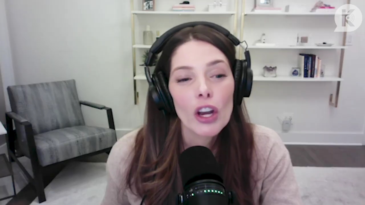 Ashley-Greene-dot-nl_TheTwilightEffect-Finale2MidnightSunandStorytellers3691.jpg Ashley-Greene-dot-nl_TheTwilightEffect-Finale2MidnightSunandStorytellers3691.jpg