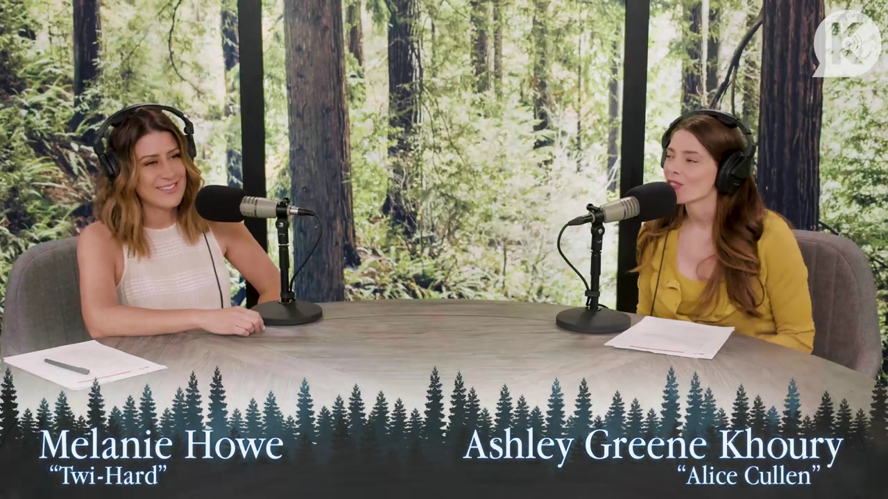 Ashley-Greene-dot-nl_TheTwilightEffect-Aflevering7NewMoonRewatchPart2of3-0025.jpg Ashley-Greene-dot-nl_TheTwilightEffect-Aflevering7NewMoonRewatchPart2of3-0025.jpg