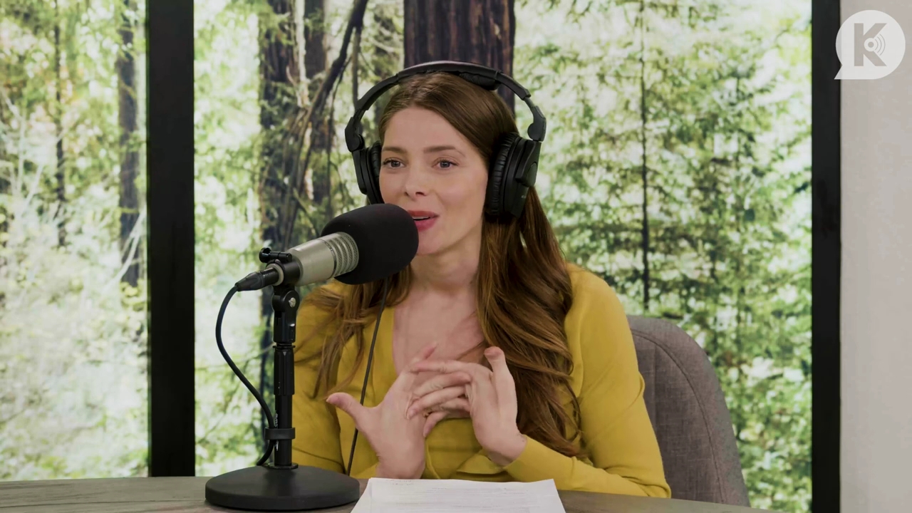 Ashley-Greene-dot-nl_TheTwilightEffect-Aflevering7NewMoonRewatchPart2of3-0034.jpg Ashley-Greene-dot-nl_TheTwilightEffect-Aflevering7NewMoonRewatchPart2of3-0034.jpg