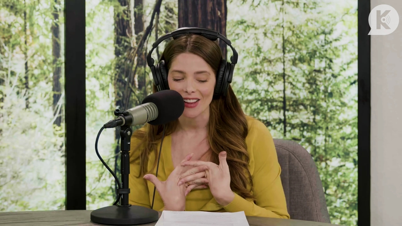 Ashley-Greene-dot-nl_TheTwilightEffect-Aflevering7NewMoonRewatchPart2of3-0036.jpg Ashley-Greene-dot-nl_TheTwilightEffect-Aflevering7NewMoonRewatchPart2of3-0036.jpg