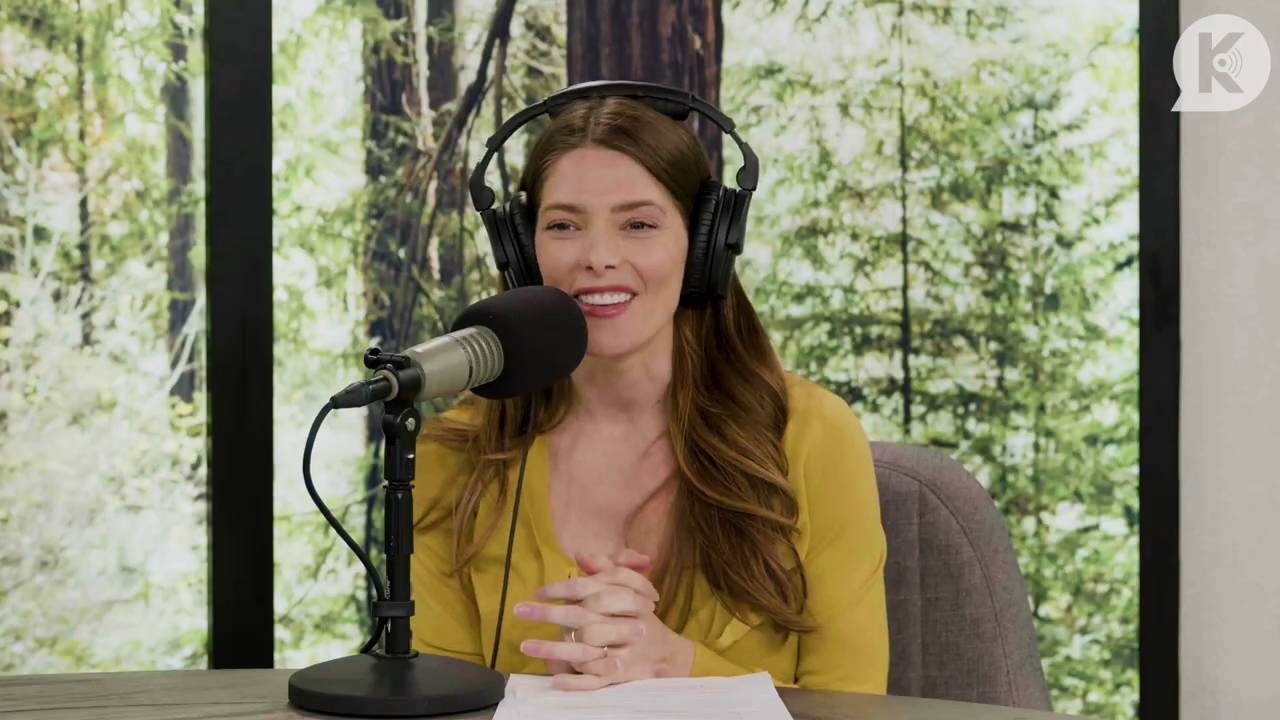 Ashley-Greene-dot-nl_TheTwilightEffect-Aflevering7NewMoonRewatchPart2of3-0041.jpg Ashley-Greene-dot-nl_TheTwilightEffect-Aflevering7NewMoonRewatchPart2of3-0041.jpg