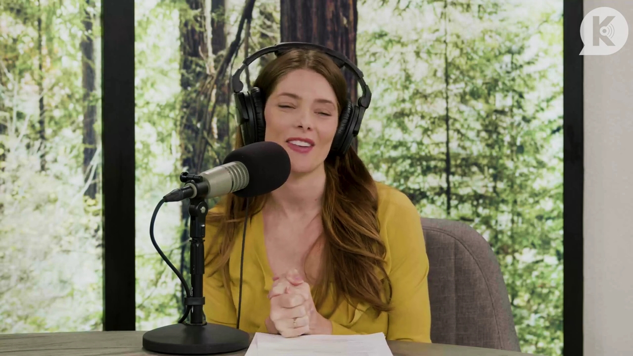 Ashley-Greene-dot-nl_TheTwilightEffect-Aflevering7NewMoonRewatchPart2of3-0045.jpg Ashley-Greene-dot-nl_TheTwilightEffect-Aflevering7NewMoonRewatchPart2of3-0045.jpg