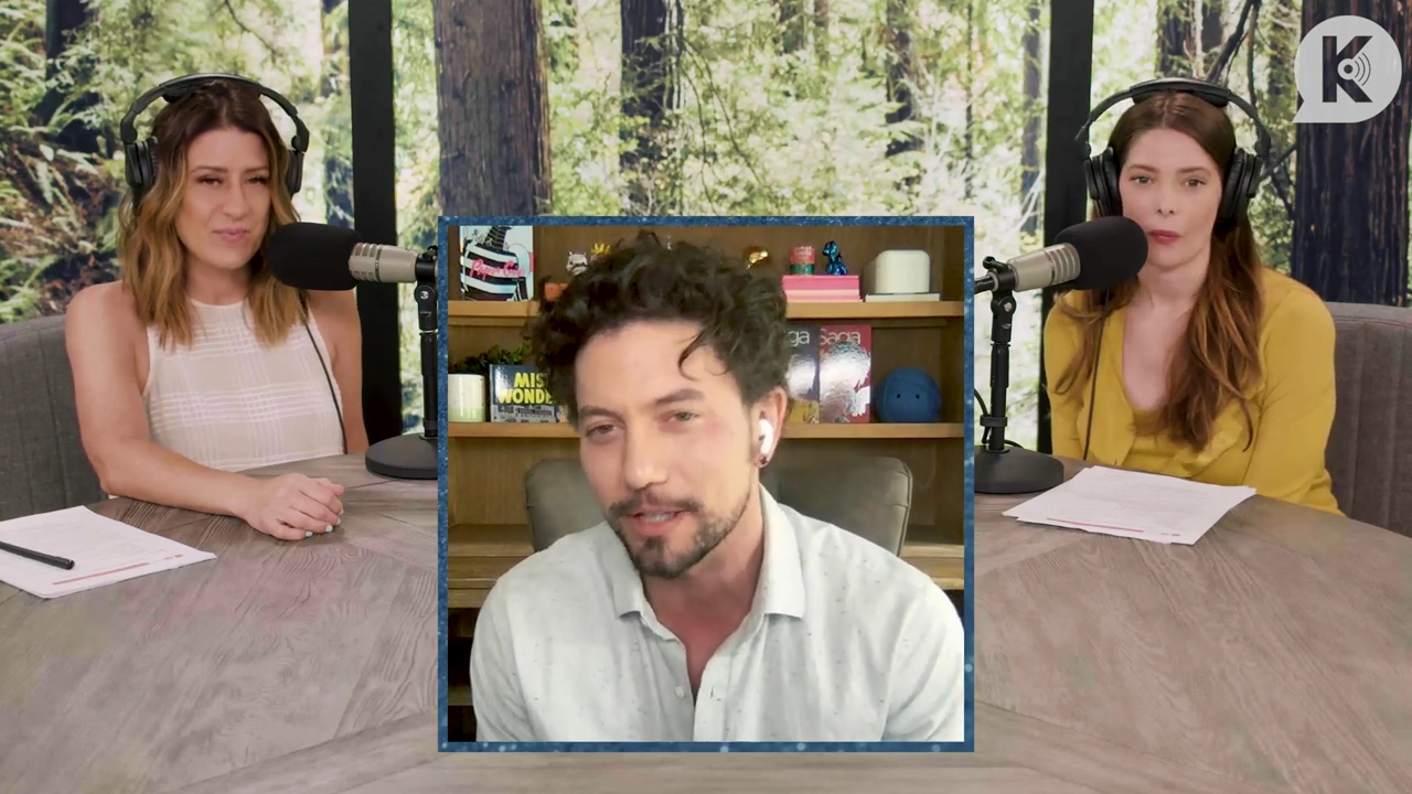 Ashley-Greene-dot-nl_TheTwilightEffect-Aflevering7NewMoonRewatchPart2of3-0080.jpg Ashley-Greene-dot-nl_TheTwilightEffect-Aflevering7NewMoonRewatchPart2of3-0080.jpg