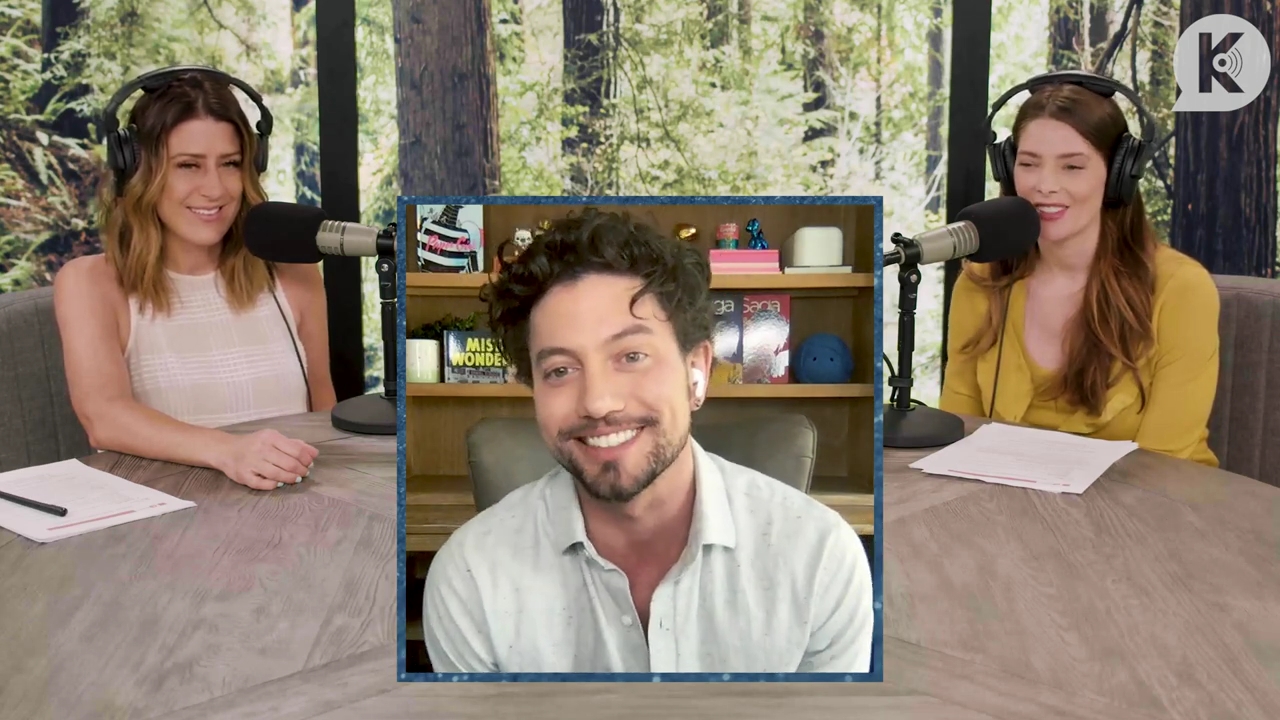 Ashley-Greene-dot-nl_TheTwilightEffect-Aflevering7NewMoonRewatchPart2of3-0102.jpg Ashley-Greene-dot-nl_TheTwilightEffect-Aflevering7NewMoonRewatchPart2of3-0102.jpg