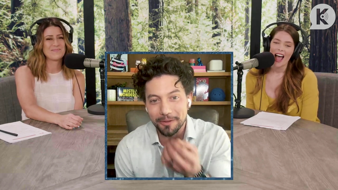 Ashley-Greene-dot-nl_TheTwilightEffect-Aflevering7NewMoonRewatchPart2of3-0105.jpg Ashley-Greene-dot-nl_TheTwilightEffect-Aflevering7NewMoonRewatchPart2of3-0105.jpg