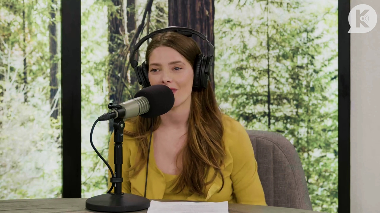 Ashley-Greene-dot-nl_TheTwilightEffect-Aflevering7NewMoonRewatchPart2of3-0124.jpg Ashley-Greene-dot-nl_TheTwilightEffect-Aflevering7NewMoonRewatchPart2of3-0124.jpg