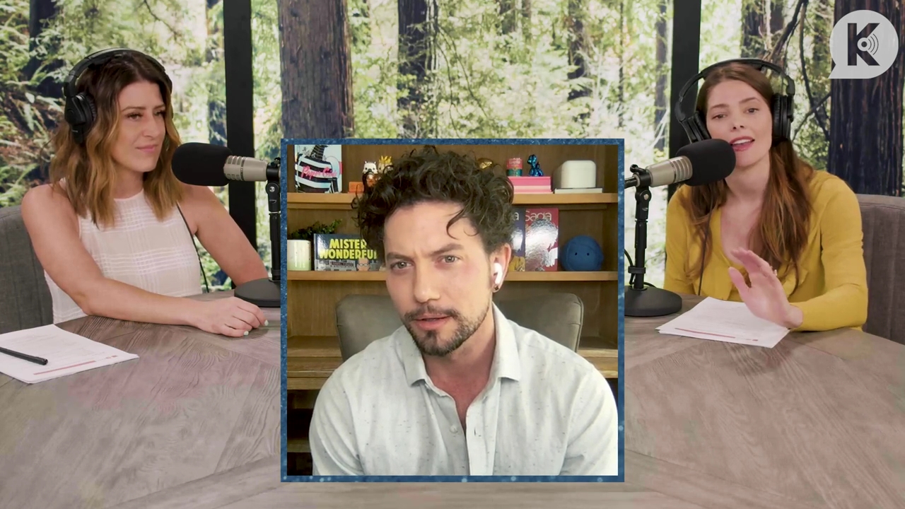 Ashley-Greene-dot-nl_TheTwilightEffect-Aflevering7NewMoonRewatchPart2of3-0145.jpg Ashley-Greene-dot-nl_TheTwilightEffect-Aflevering7NewMoonRewatchPart2of3-0145.jpg