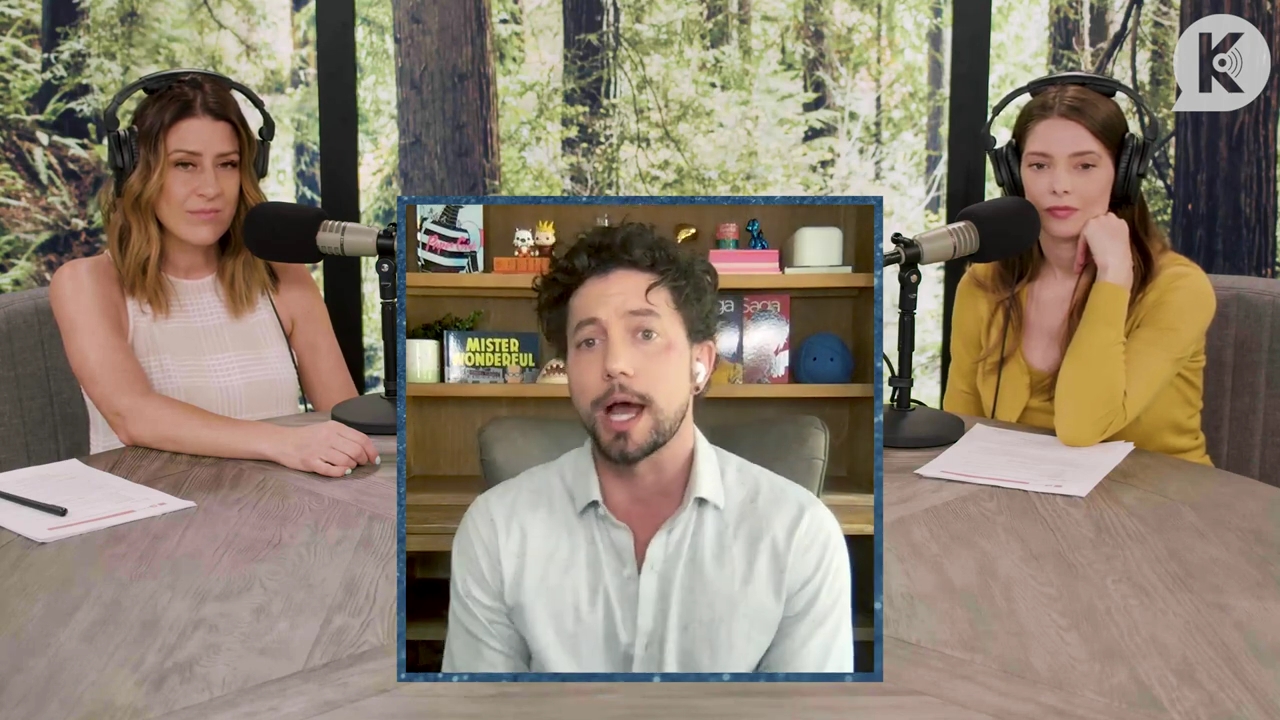 Ashley-Greene-dot-nl_TheTwilightEffect-Aflevering7NewMoonRewatchPart2of3-0204.jpg Ashley-Greene-dot-nl_TheTwilightEffect-Aflevering7NewMoonRewatchPart2of3-0204.jpg