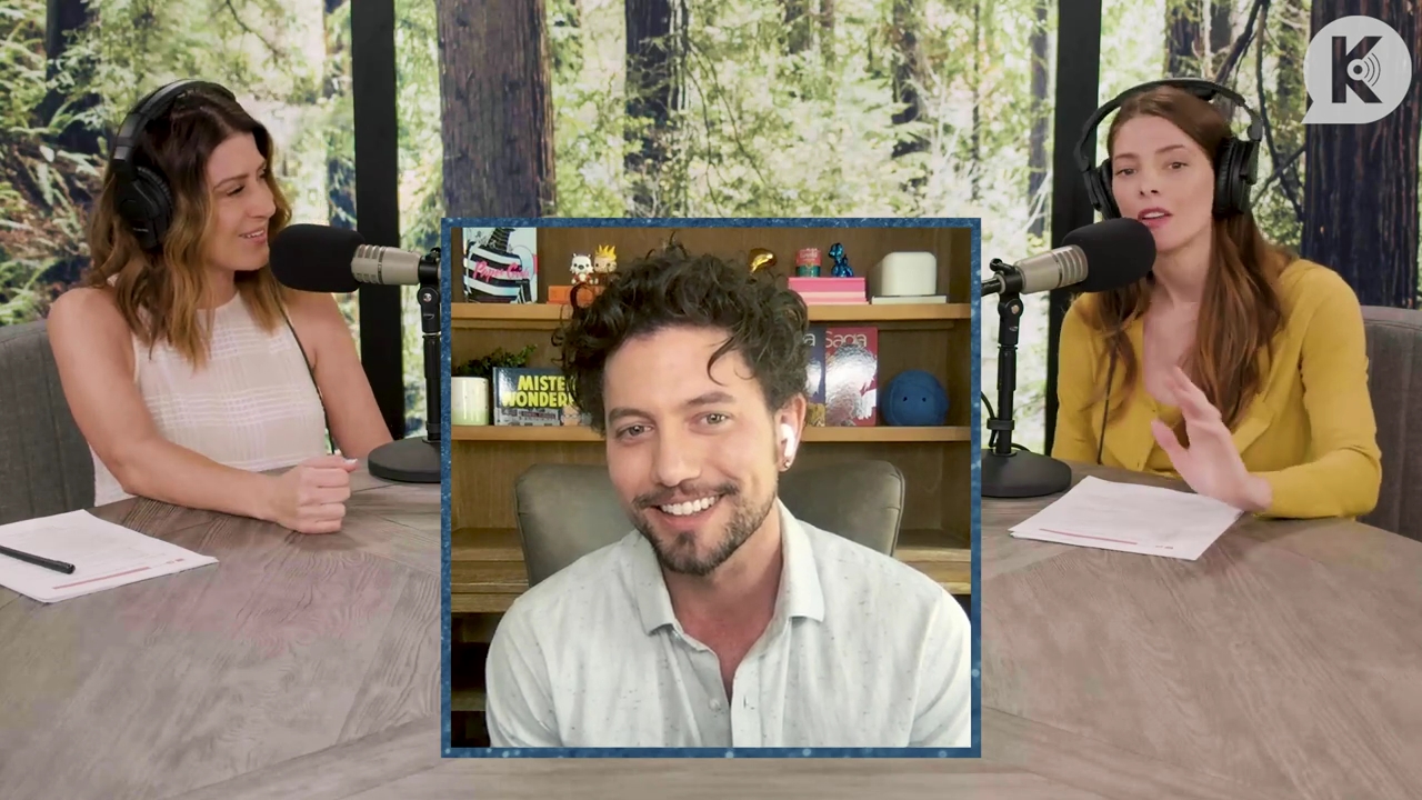 Ashley-Greene-dot-nl_TheTwilightEffect-Aflevering7NewMoonRewatchPart2of3-0236.jpg Ashley-Greene-dot-nl_TheTwilightEffect-Aflevering7NewMoonRewatchPart2of3-0236.jpg