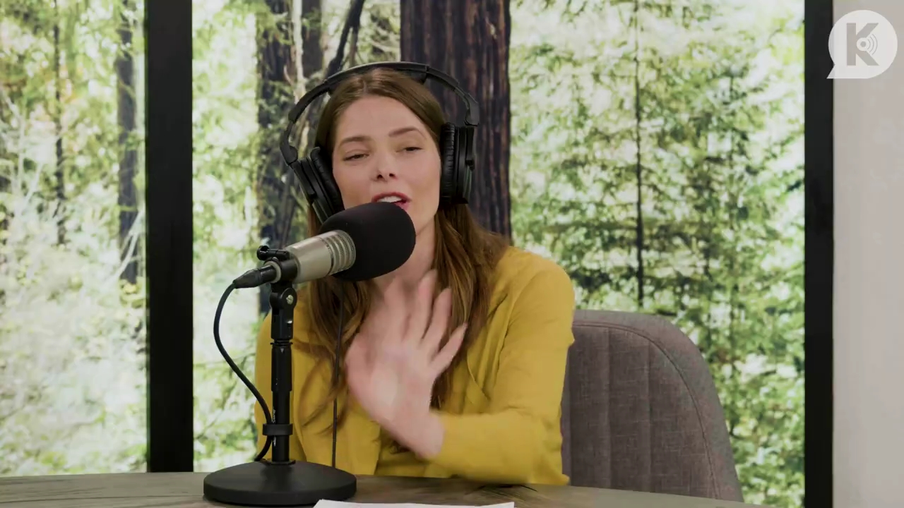 Ashley-Greene-dot-nl_TheTwilightEffect-Aflevering7NewMoonRewatchPart2of3-0534.jpg Ashley-Greene-dot-nl_TheTwilightEffect-Aflevering7NewMoonRewatchPart2of3-0534.jpg