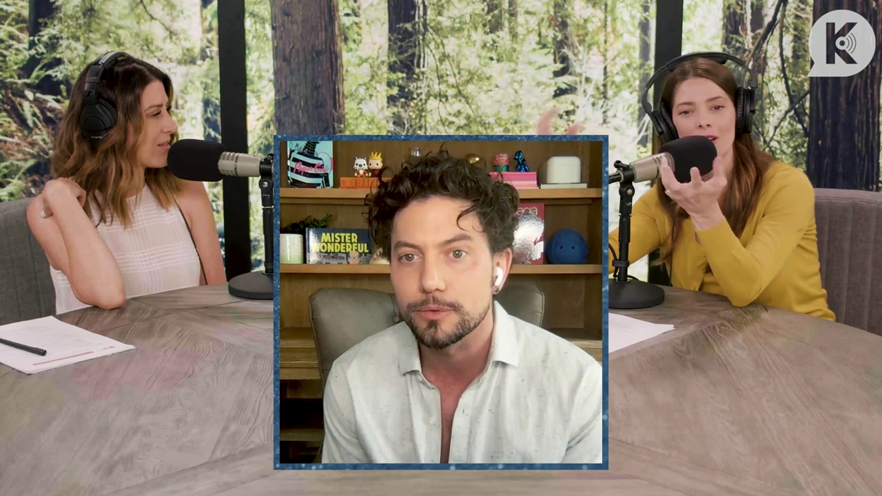 Ashley-Greene-dot-nl_TheTwilightEffect-Aflevering7NewMoonRewatchPart2of3-0602.jpg Ashley-Greene-dot-nl_TheTwilightEffect-Aflevering7NewMoonRewatchPart2of3-0602.jpg