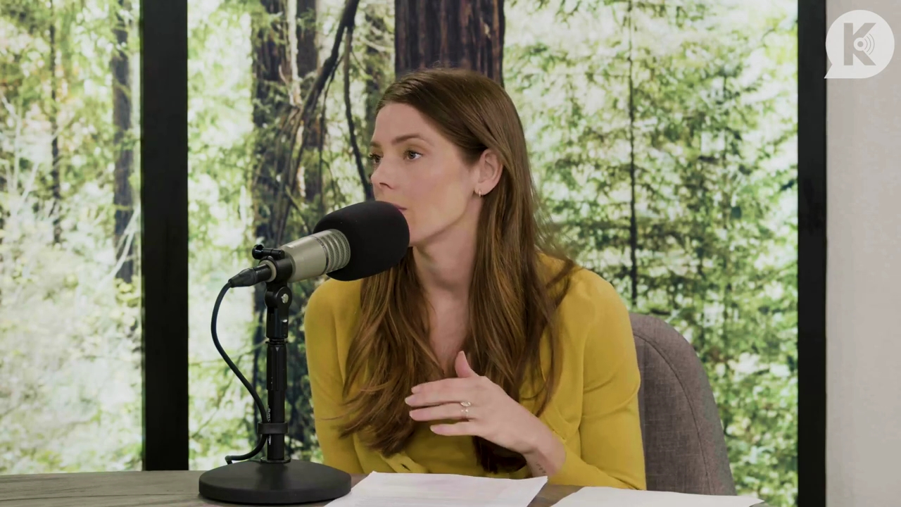 Ashley-Greene-dot-nl_TheTwilightEffect-Aflevering7NewMoonRewatchPart2of3-1004.jpg Ashley-Greene-dot-nl_TheTwilightEffect-Aflevering7NewMoonRewatchPart2of3-1004.jpg