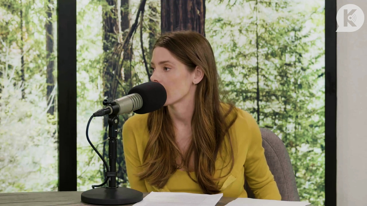 Ashley-Greene-dot-nl_TheTwilightEffect-Aflevering7NewMoonRewatchPart2of3-1044.jpg Ashley-Greene-dot-nl_TheTwilightEffect-Aflevering7NewMoonRewatchPart2of3-1044.jpg